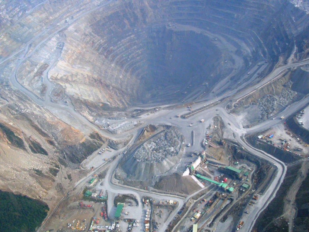 UU Minerba No. 4/2009 Harus Dipatuhi, Termasuk Freeport